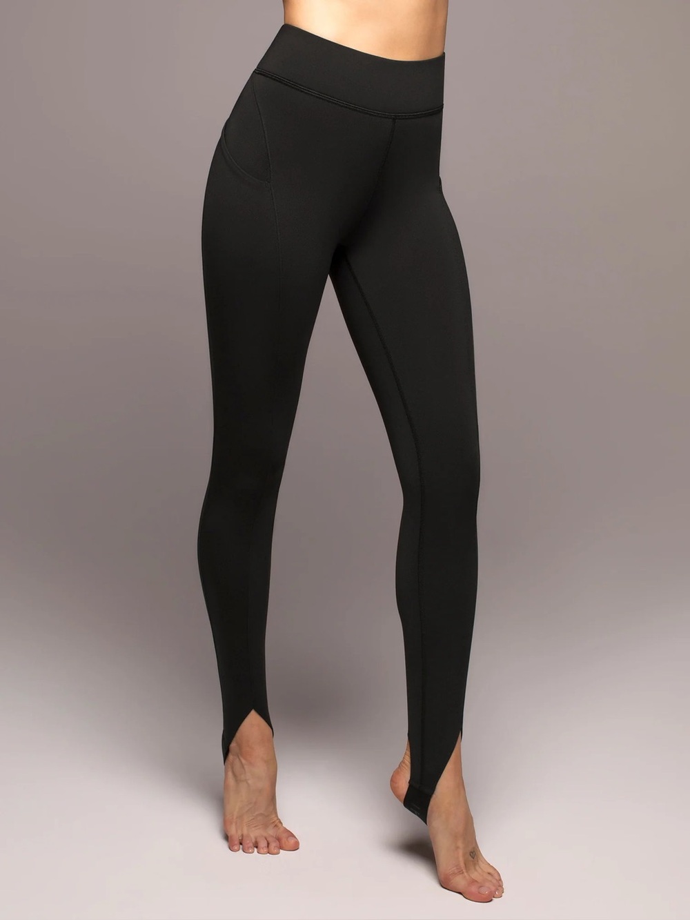 MICHI Odyssey Pocket Stirrup Legging Size Small